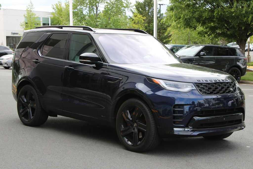 Used 2022 Land Rover Discovery HSE R-Dynamic AWD/4WD image 5