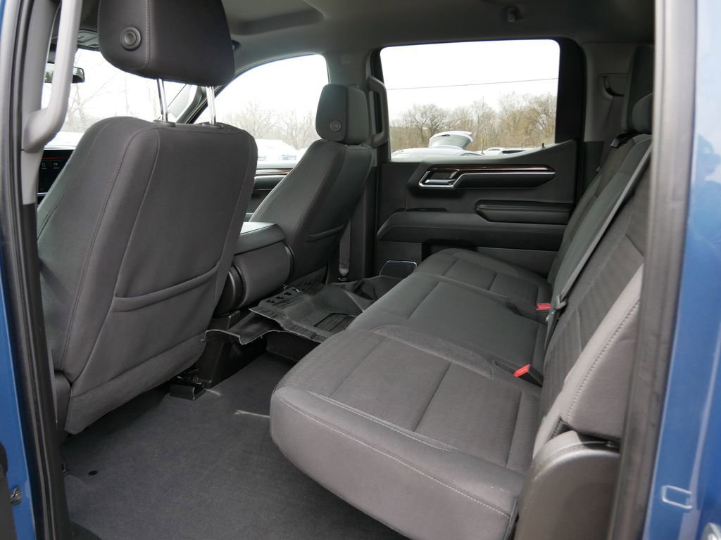 Used 2024 GMC Sierra 1500 SLE AWD/4WD image 16
