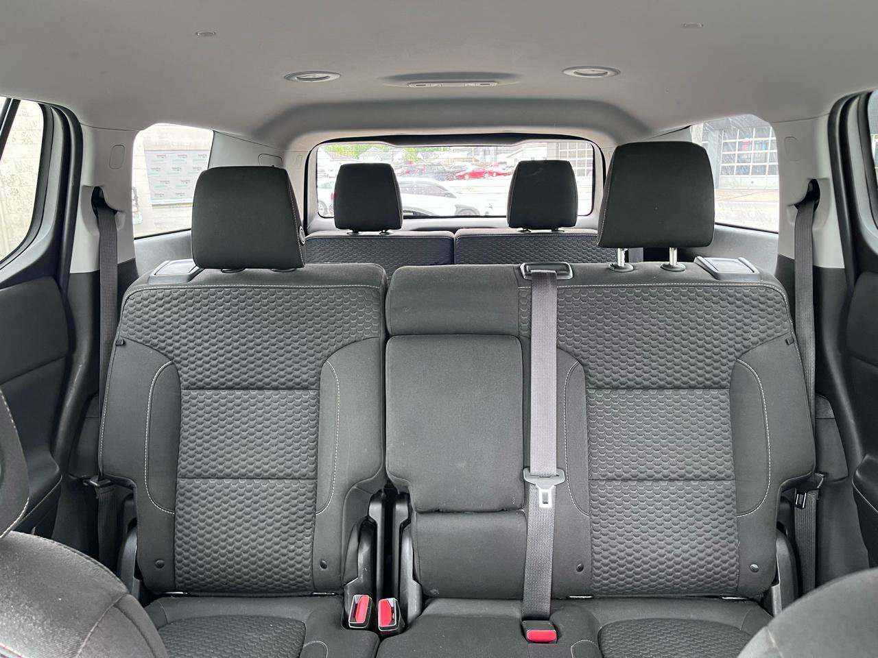 Used 2019 GMC Acadia SLE AWD/4WD image 15