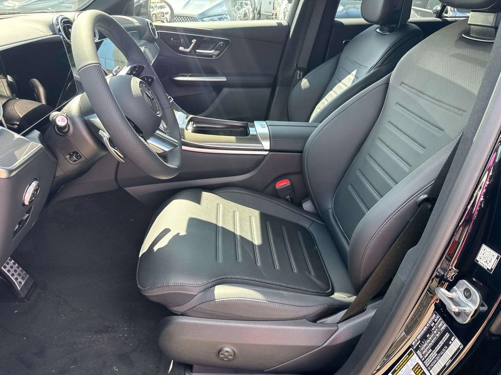Used 2026 Mercedes-Benz GLC 300 image 10