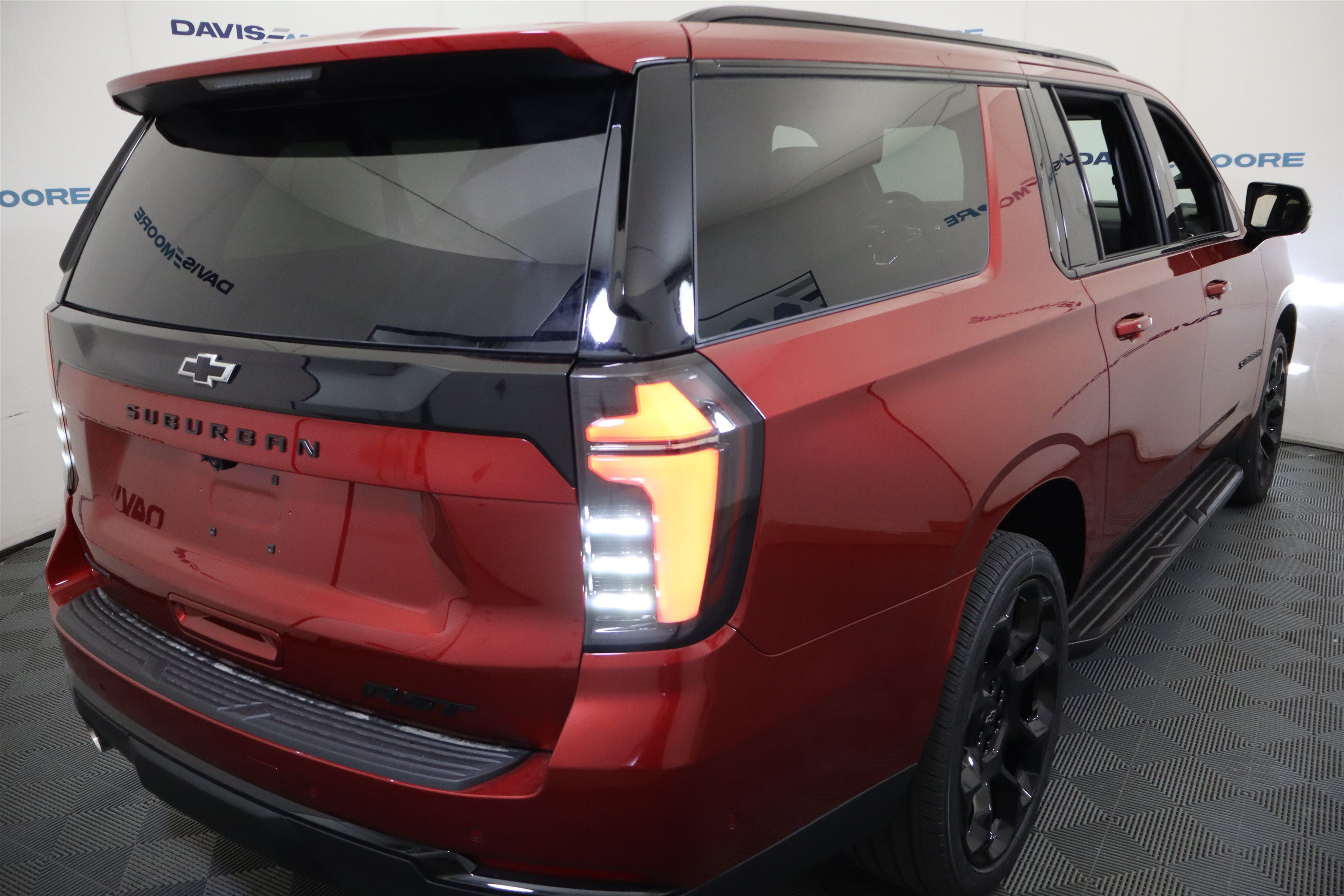 New 2026 Chevrolet Suburban RST AWD/4WD image 6