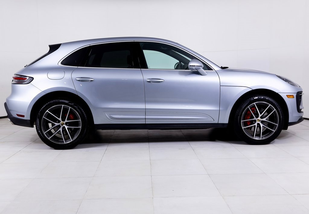 Certified 2023 Porsche Macan S w/ Premium Package Plus image 26