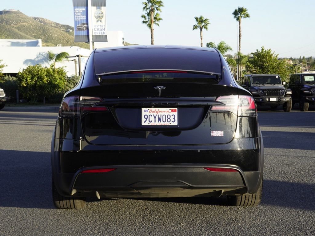 Used 2022 Tesla Model X Plaid image 5