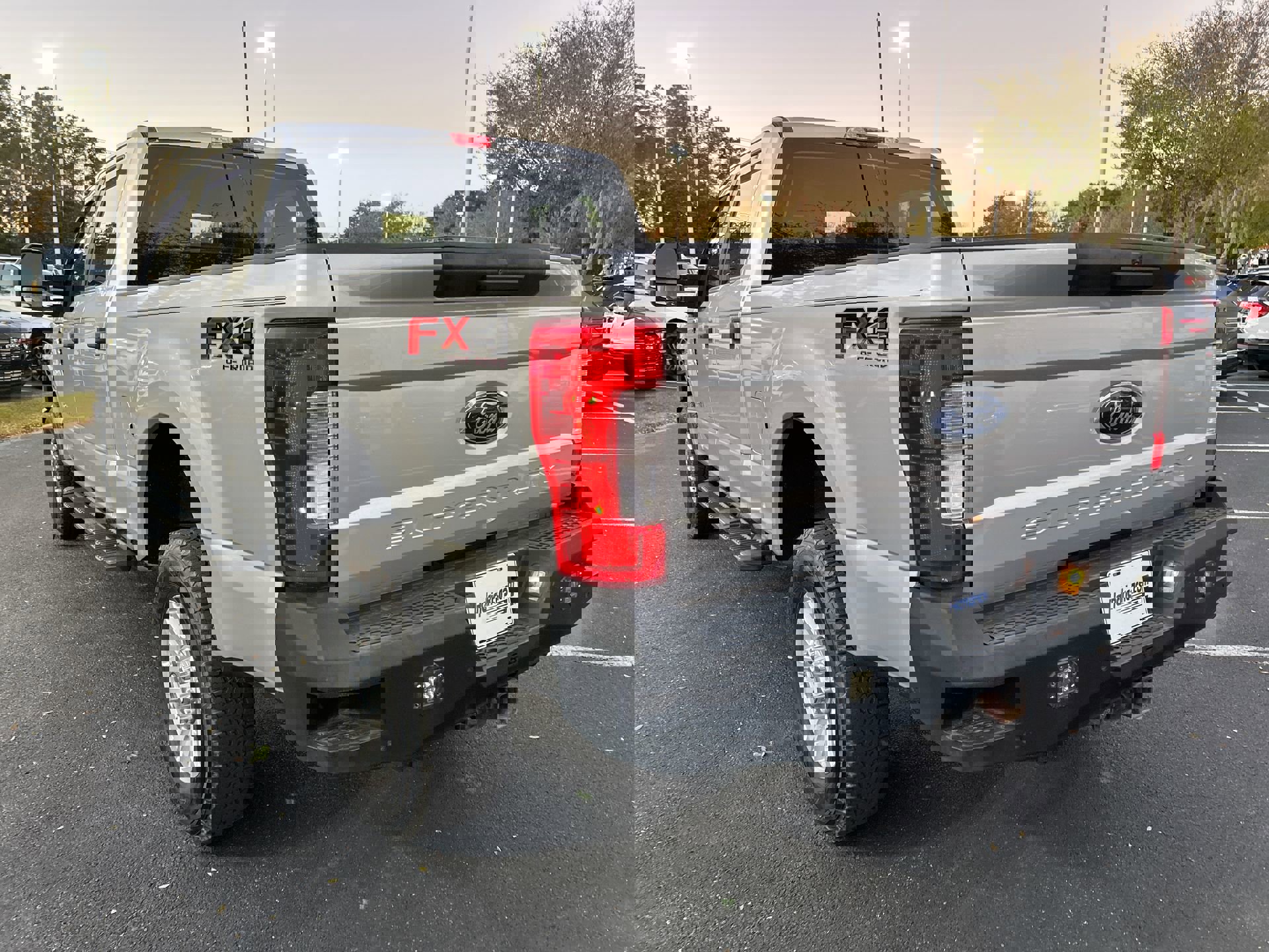 Used 2019 Ford F250 XL w/ STX Appearance Package image 7