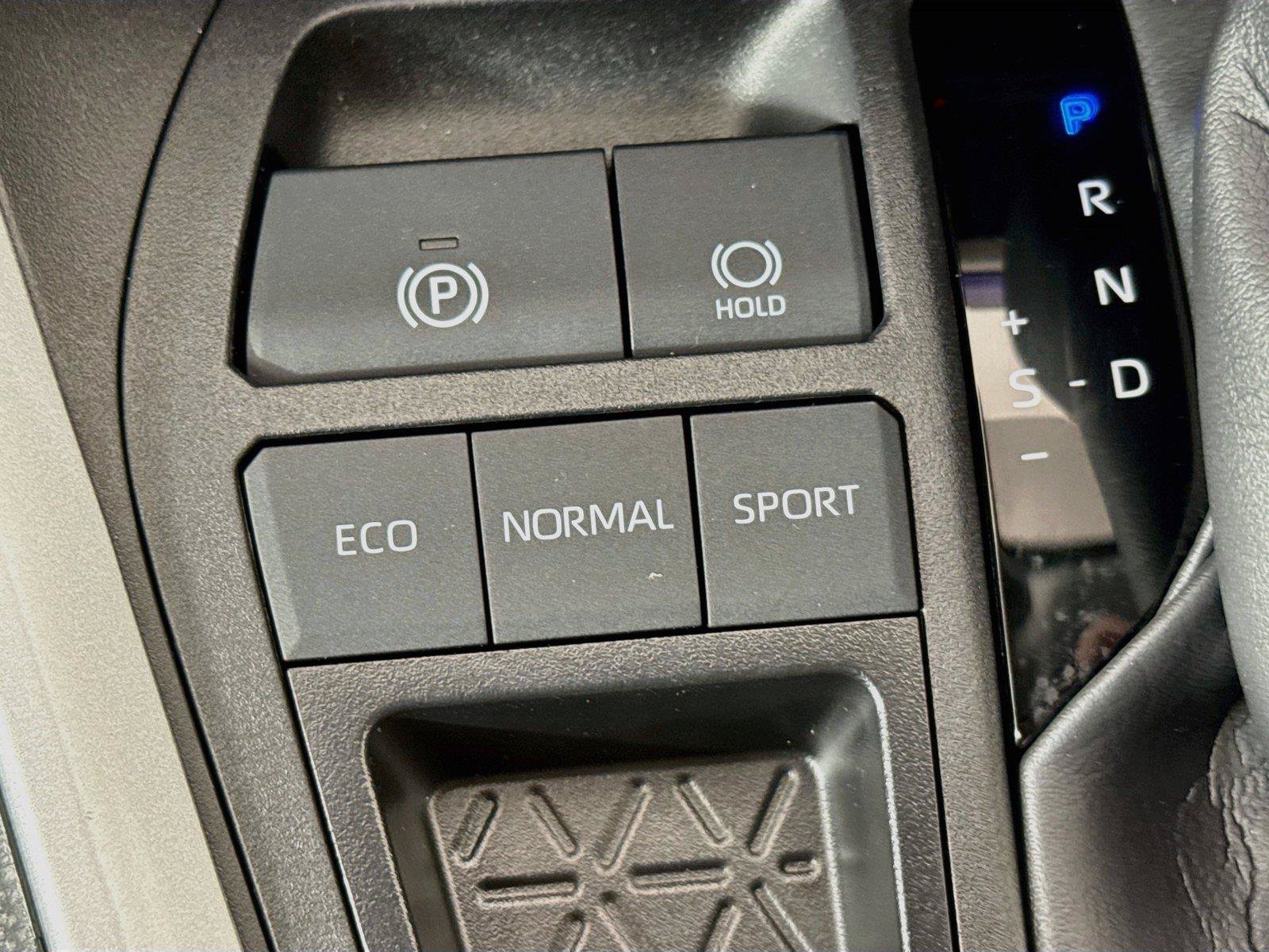 Used 2025 Toyota RAV4 LE FWD image 19
