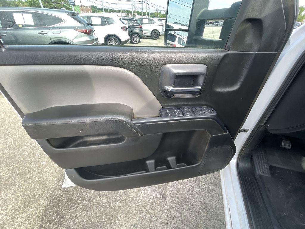 Used 2015 Chevrolet Silverado 1500 W/T w/ WT Convenience Package AWD/4WD image 19