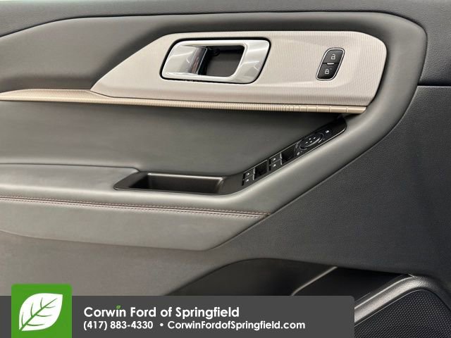 New 2026 Ford Explorer Active w/ Active Comfort Package image 38