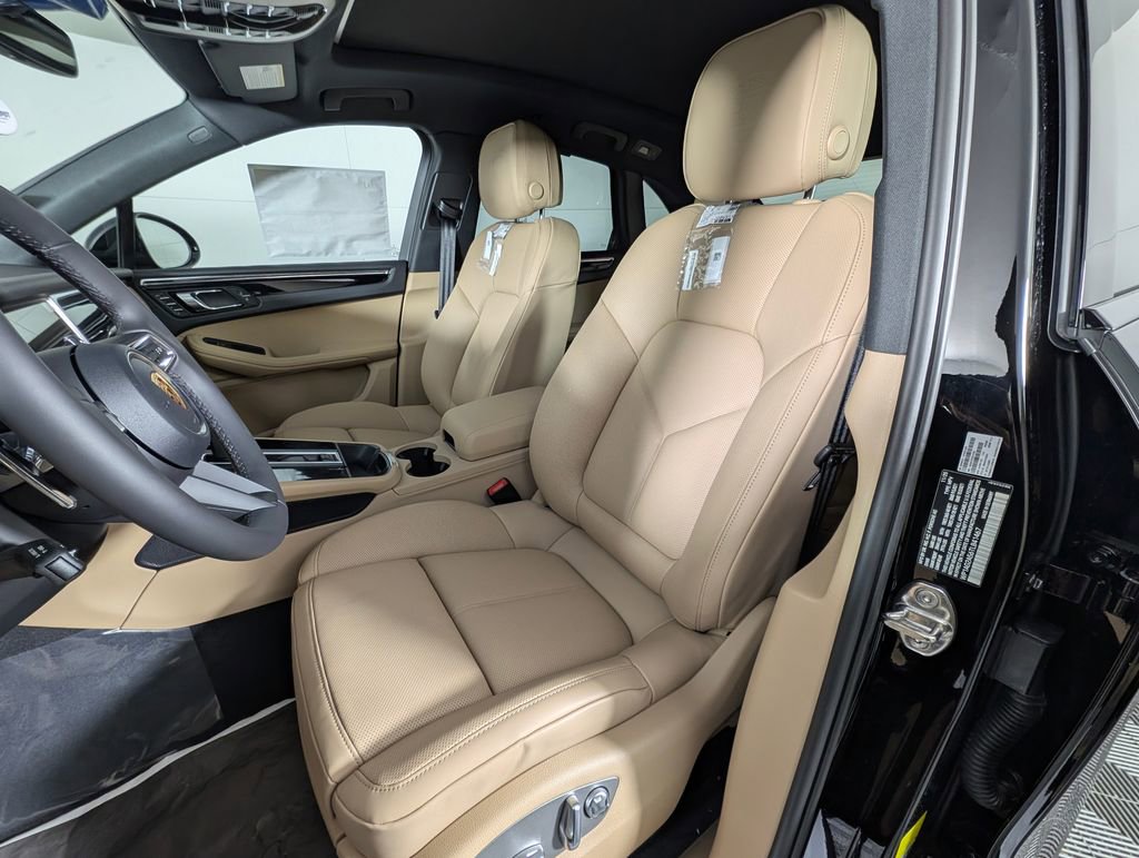 New 2026 Porsche Macan S image 5