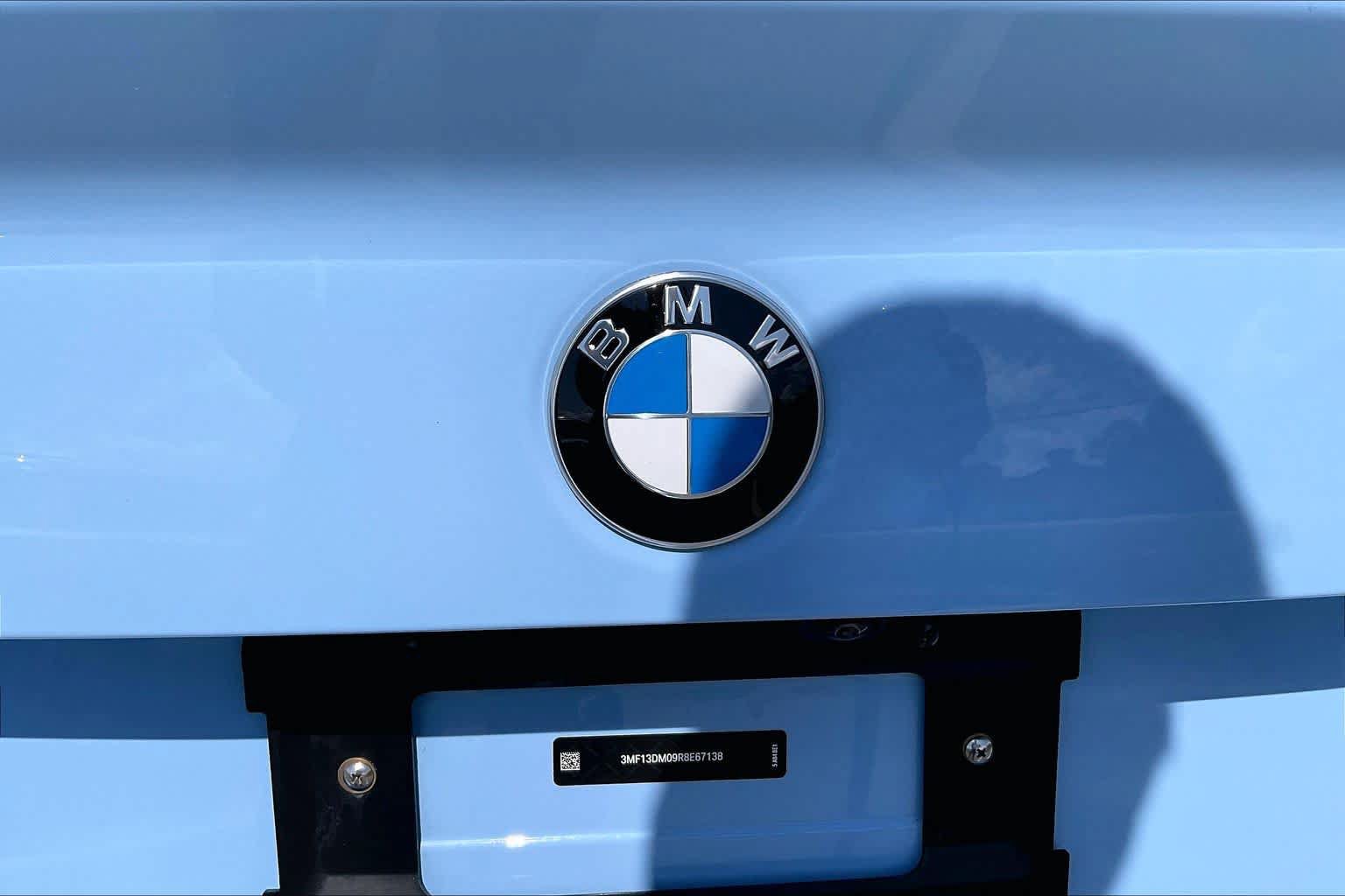 Used 2024 BMW M2 w/ Lighting Package RWD image 31