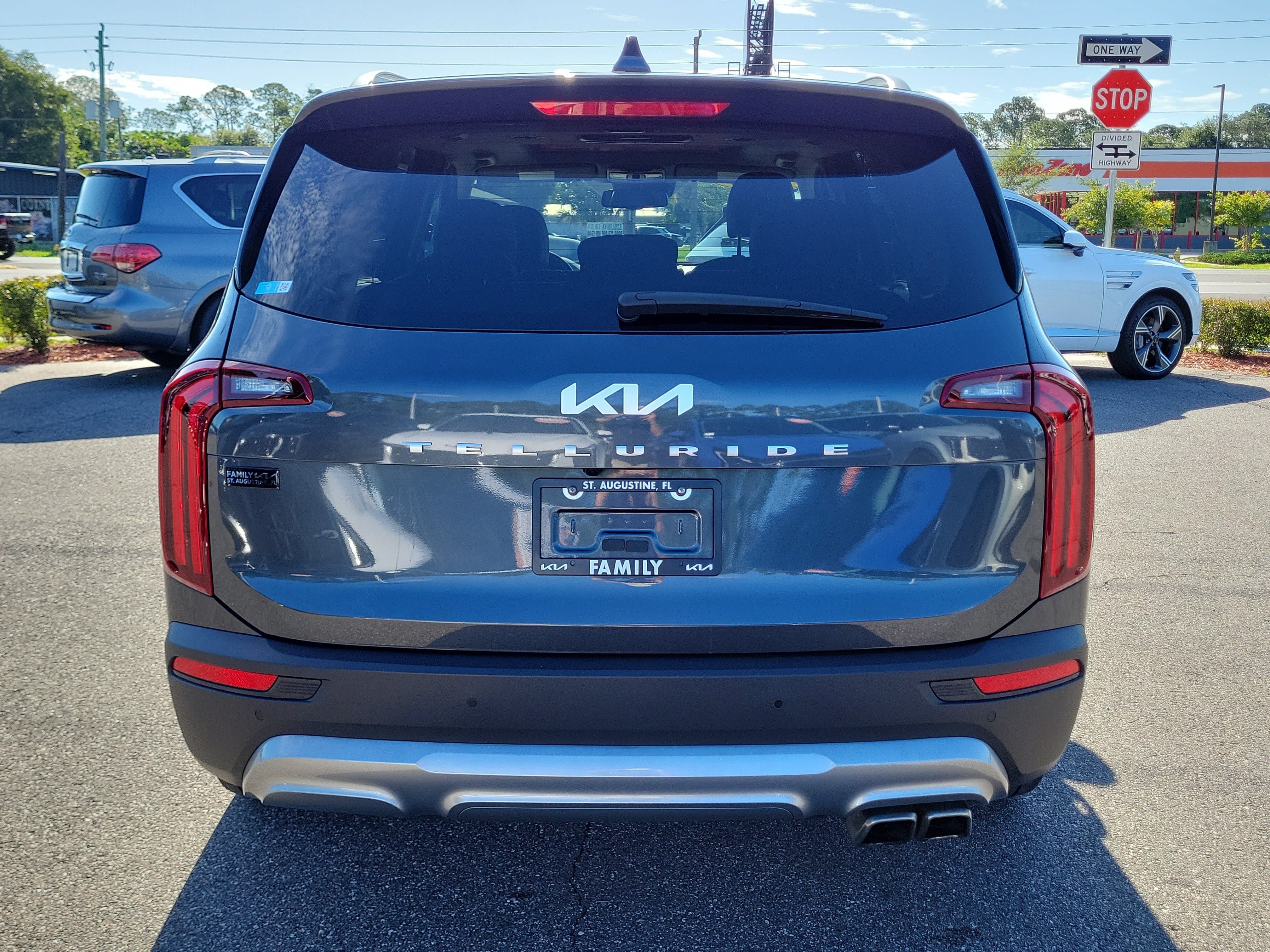 Certified 2022 Kia Telluride EX FWD image 5