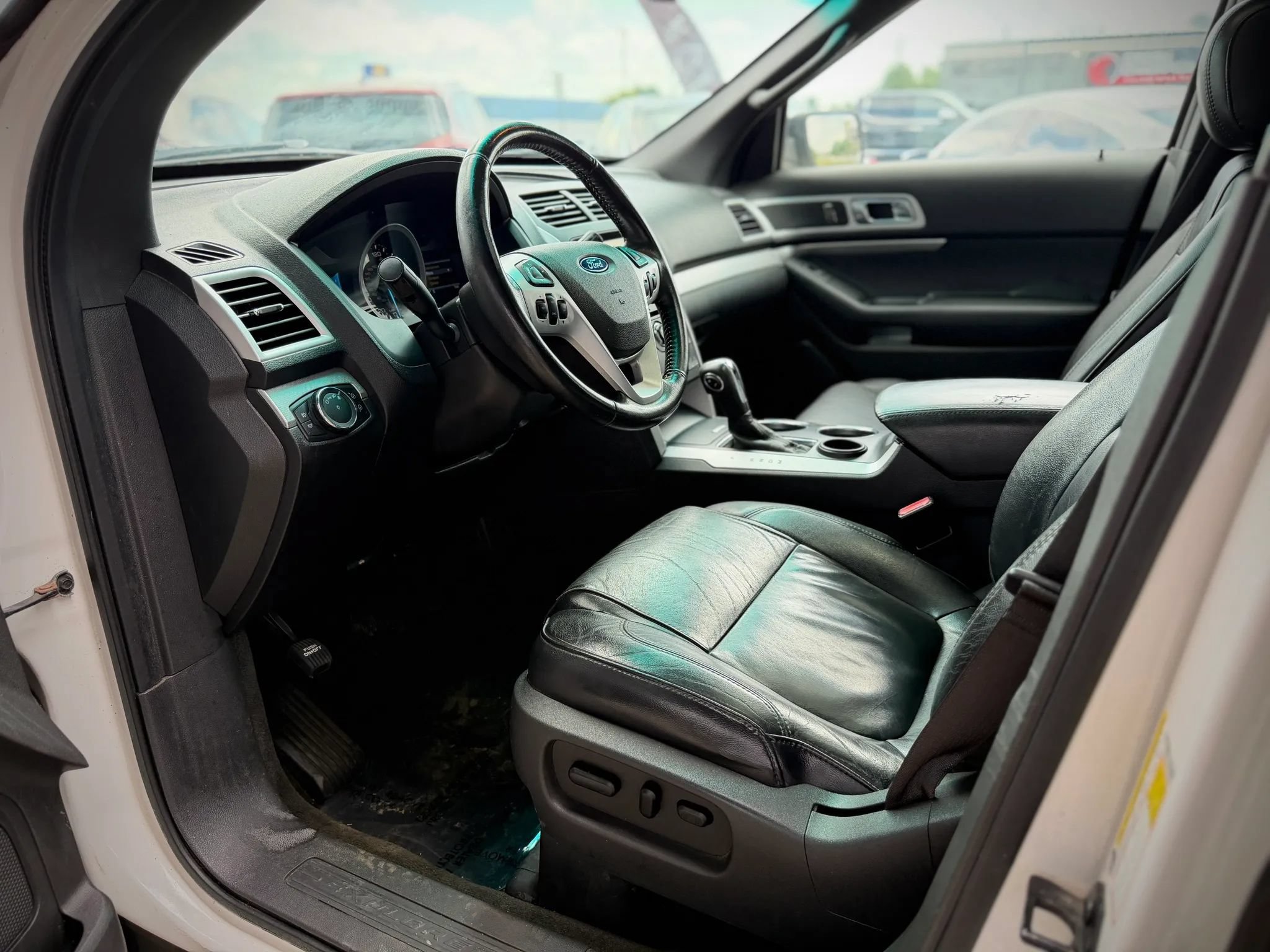 Used 2012 Ford Explorer XLT FWD image 11
