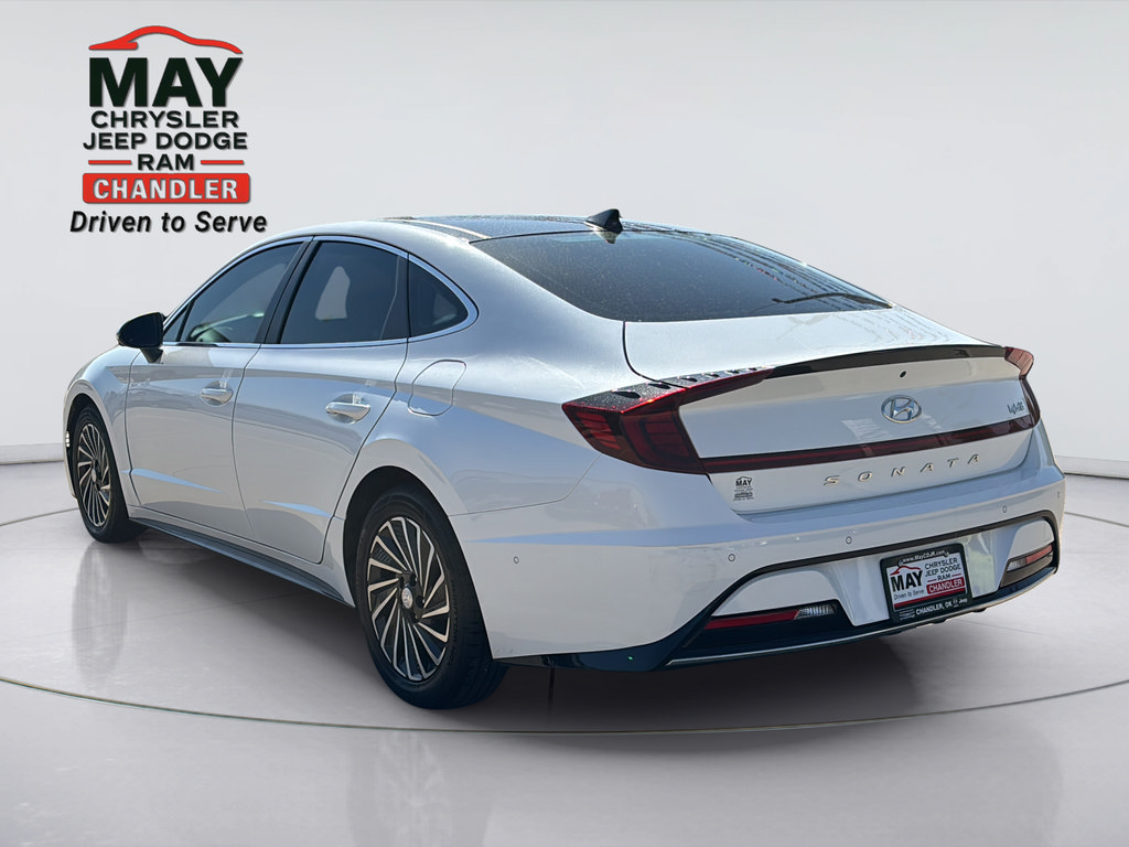 Used 2023 Hyundai Sonata Limited w/ Cargo Package FWD image 5
