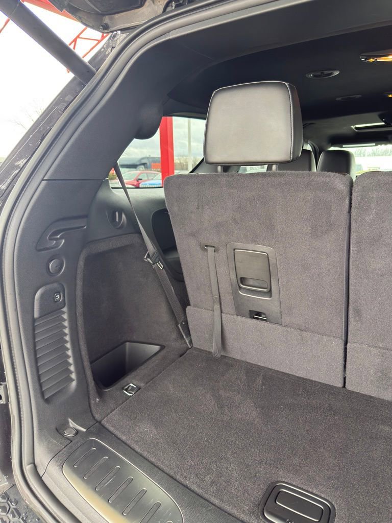 Used 2021 Dodge Durango R/T w/ Premium Interior Group image 35