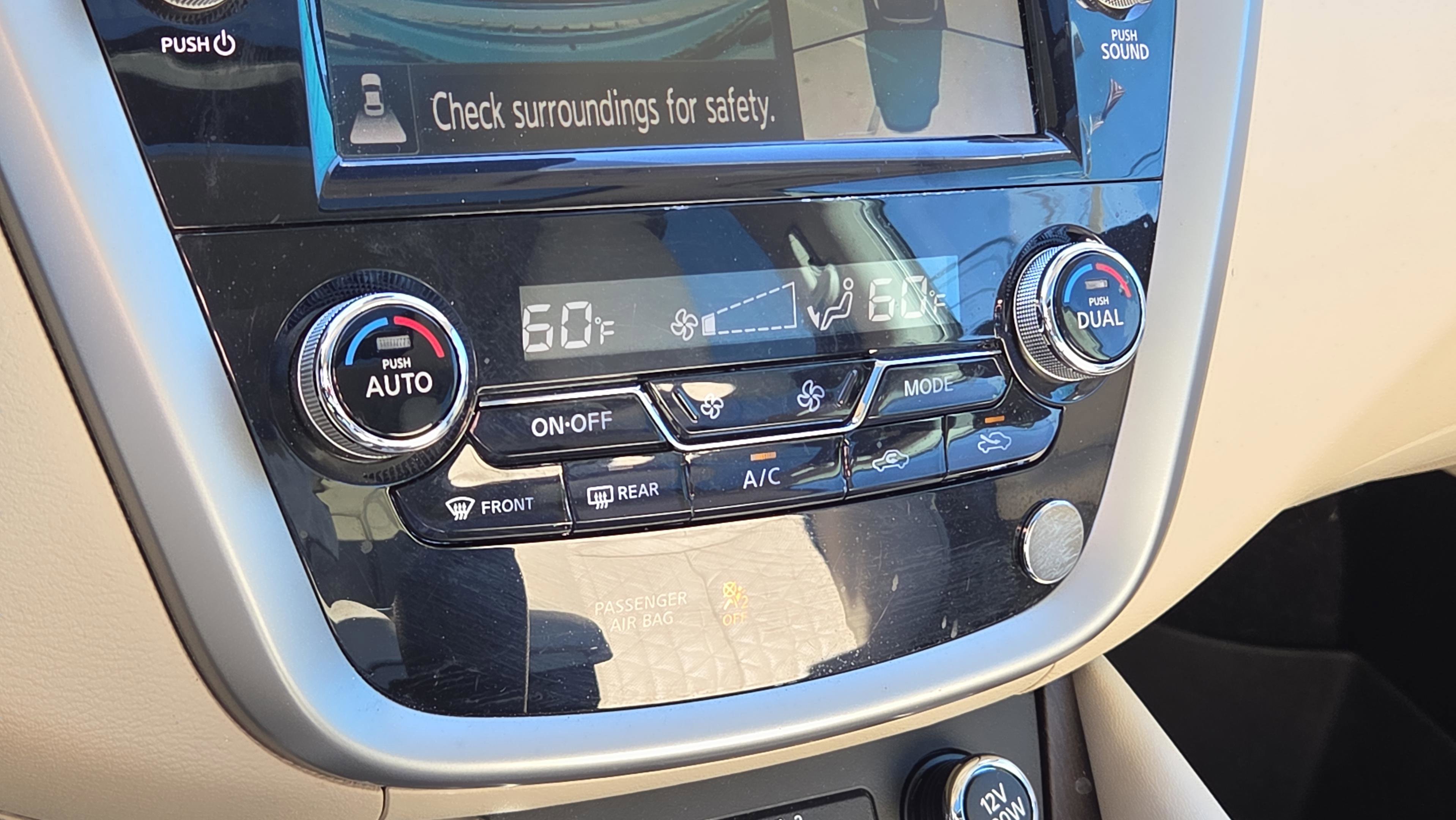 Used 2020 Nissan Murano Platinum image 27