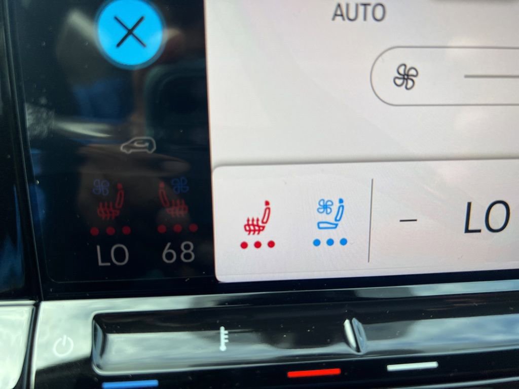 New 2026 Volkswagen Atlas SE image 26