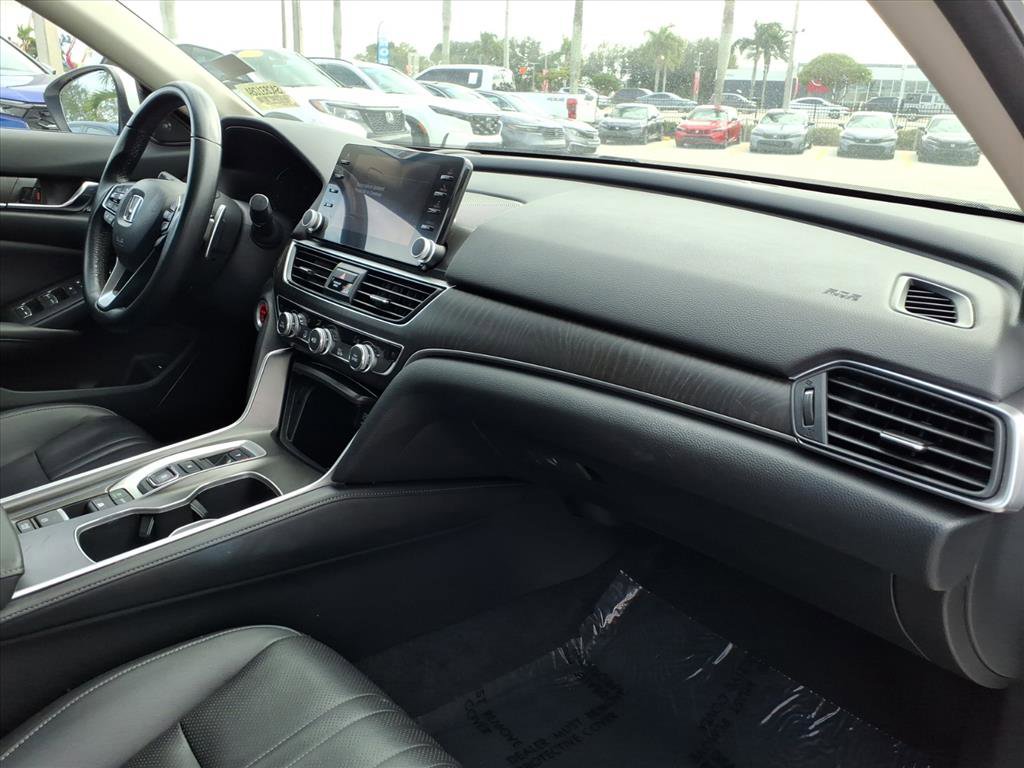 Certified 2022 Honda Accord Touring image 23