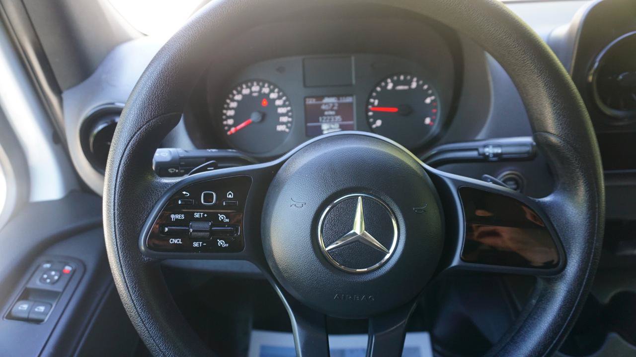 Used 2022 Mercedes-Benz Sprinter 2500 image 15