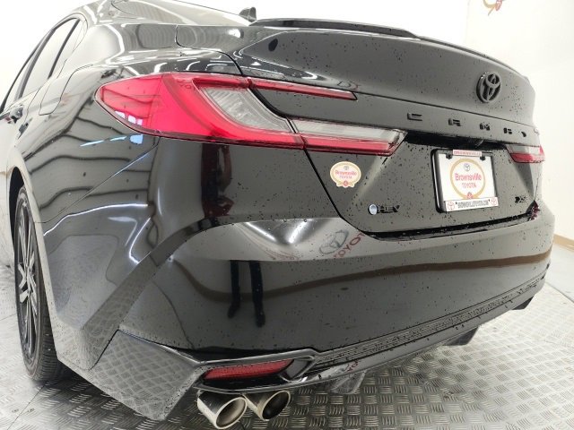 Used 2025 Toyota Camry XSE w/ Premium Package image 22