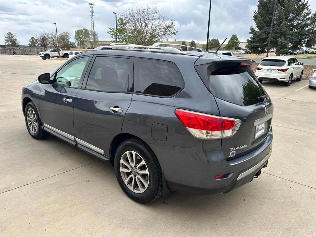 Used 2013 Nissan Pathfinder SL w/ Trailer Tow Pkg AWD/4WD image 32
