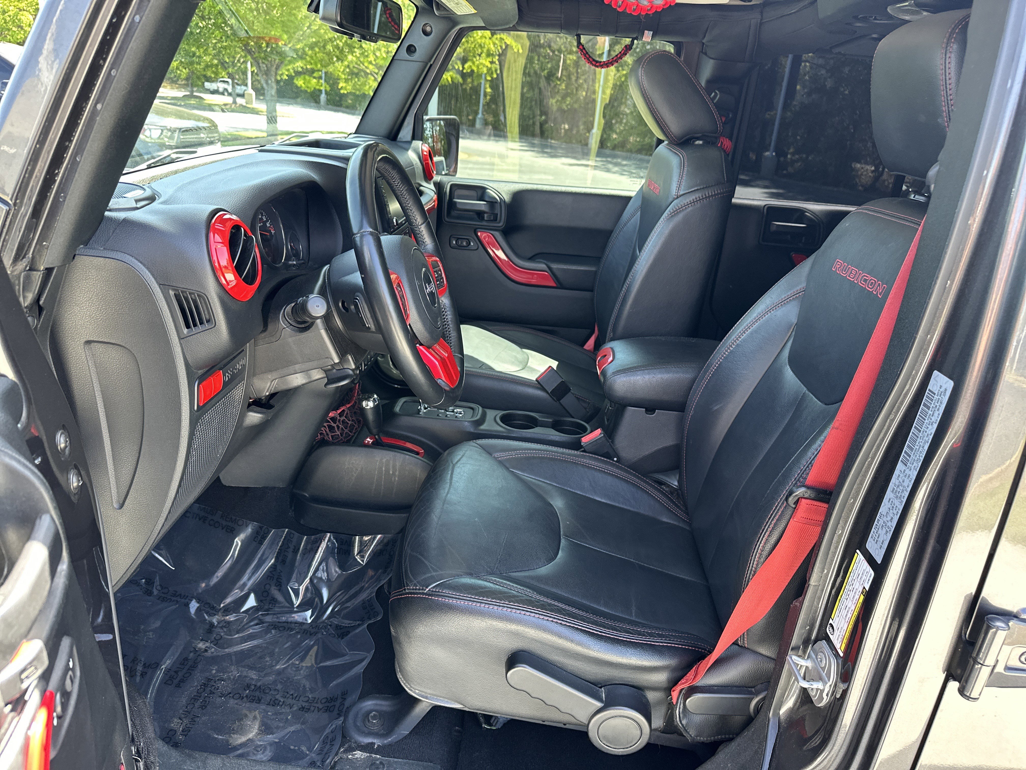 Used 2018 Jeep Wrangler Unlimited Rubicon image 16