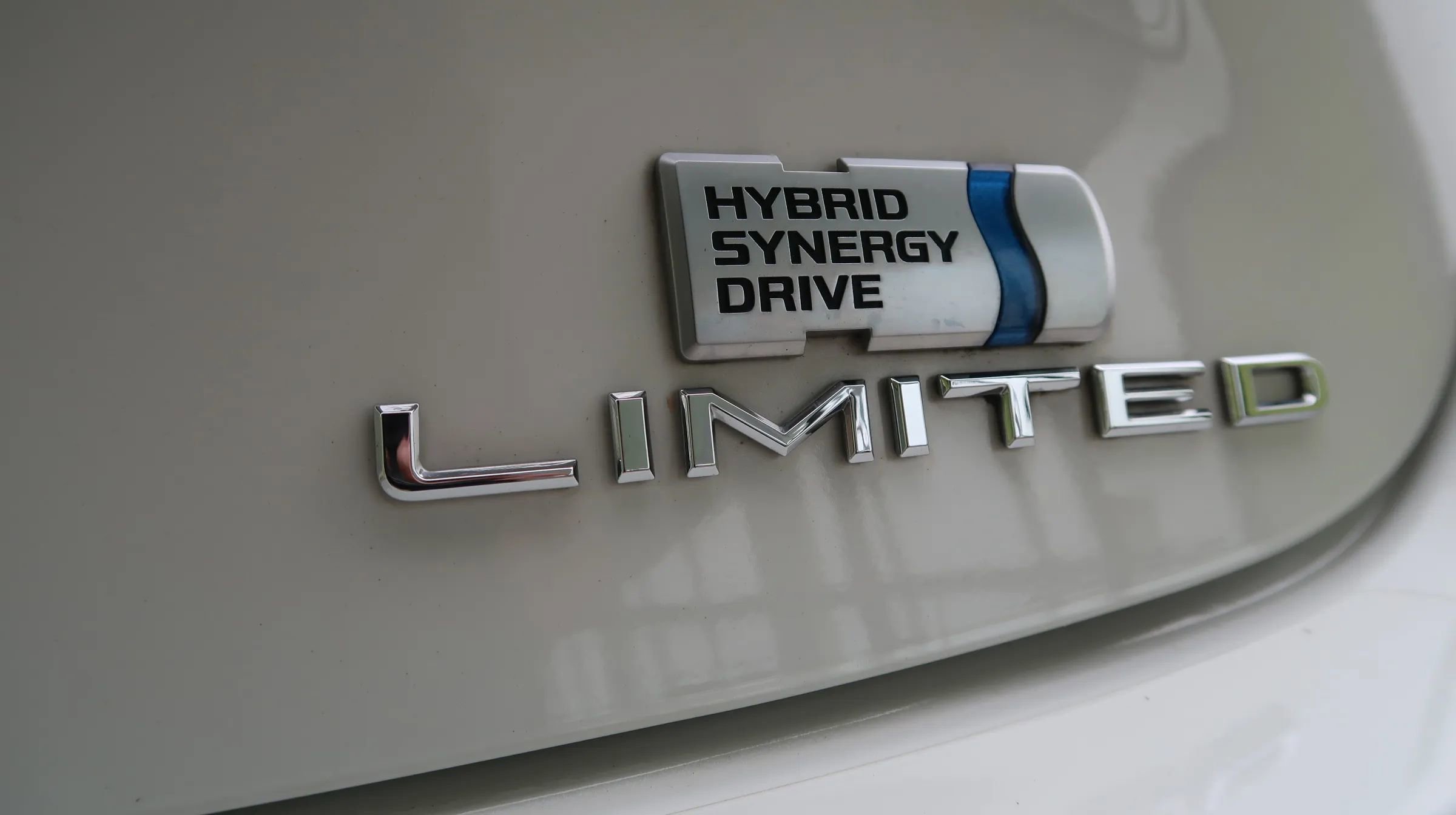 Used 2018 Toyota Avalon Limited w/ All Weather Liner Package FWD image 54