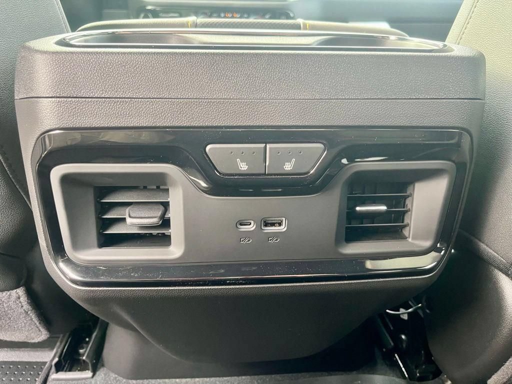 New 2026 Chevrolet Silverado 1500 ZR2 w/ Dark Appearance Package AWD/4WD image 32