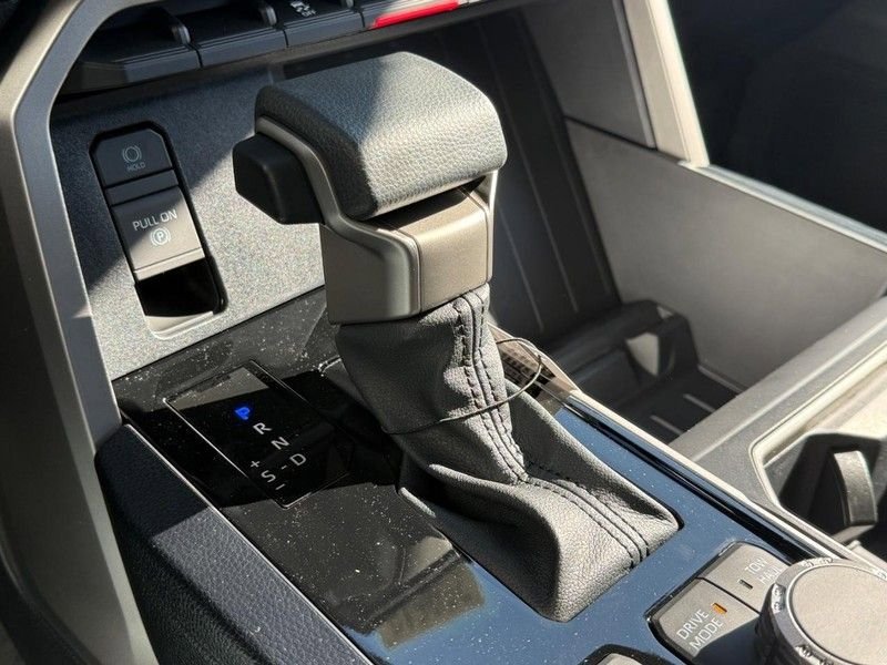 New 2026 Toyota Tundra SR5 AWD/4WD image 13