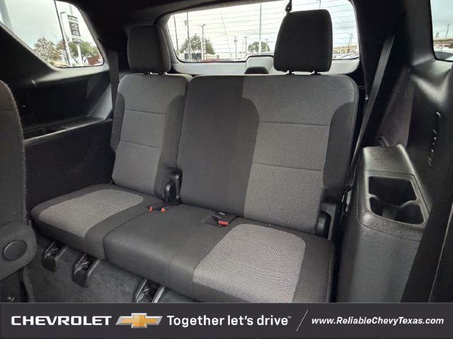 Used 2023 Chevrolet Traverse LT FWD image 33