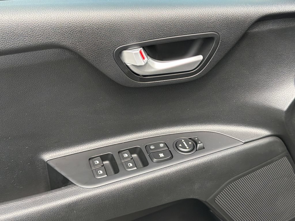 Certified 2022 Kia Rio S FWD image 15
