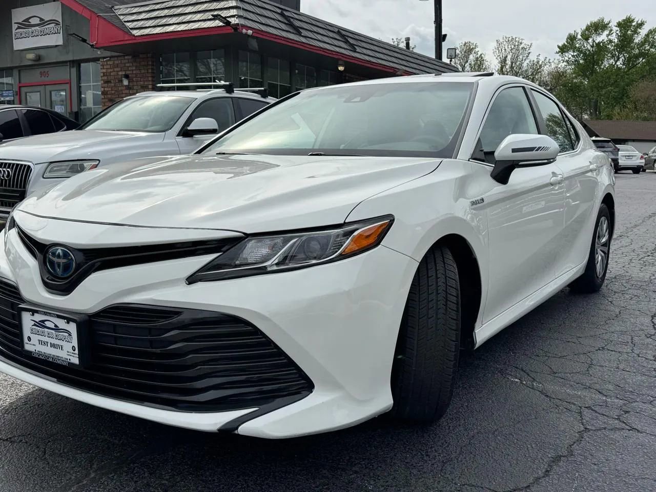 Used 2020 Toyota Camry LE w/ Sunroof Package FWD image 3