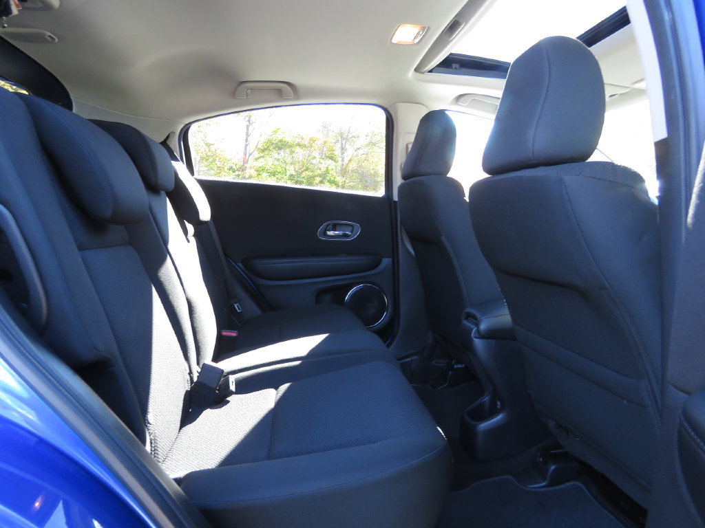 Used 2018 Honda HR-V EX image 16