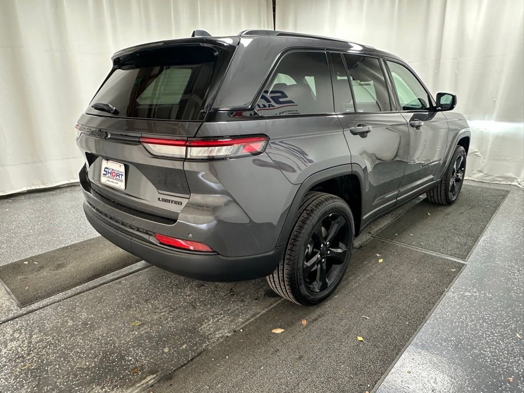 New 2025 Jeep Grand Cherokee Limited image 5