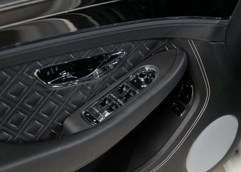 Used 2021 Bentley Continental GT V8 image 15