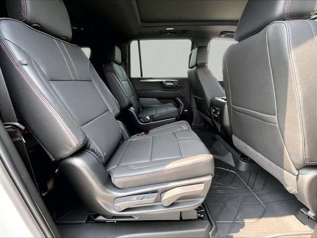 New 2026 Chevrolet Suburban RST w/ Comfort Package AWD/4WD image 27