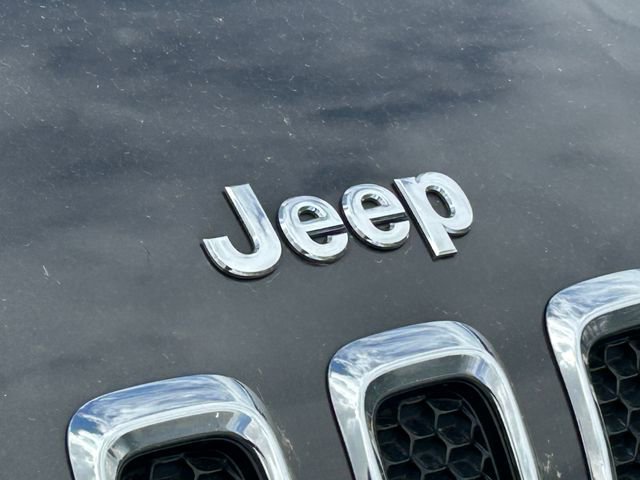 Used 2014 Jeep Cherokee Limited w/ Technology Group AWD/4WD image 10
