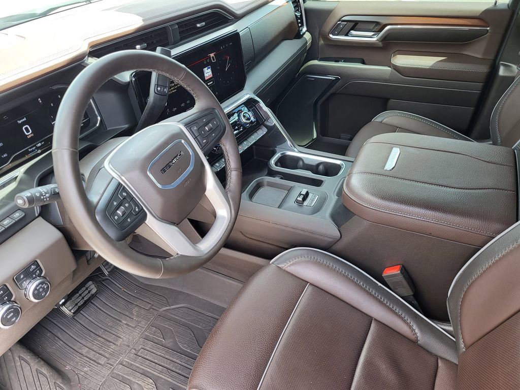 Used 2024 GMC Sierra 2500 Denali w/ Denali Reserve Package AWD/4WD image 10