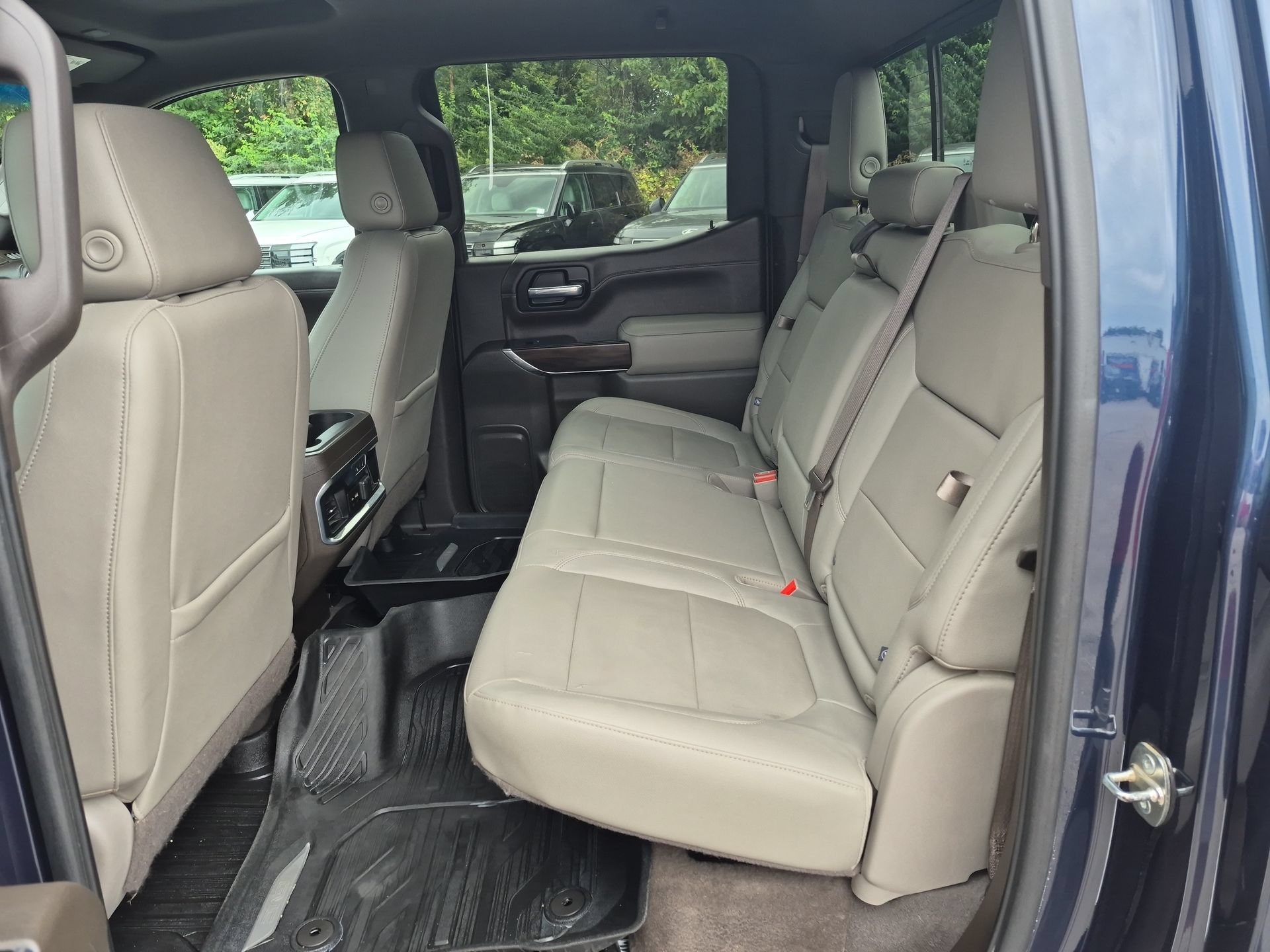 Used 2019 GMC Sierra 1500 SLT w/ SLT Premium Plus Package AWD/4WD image 25
