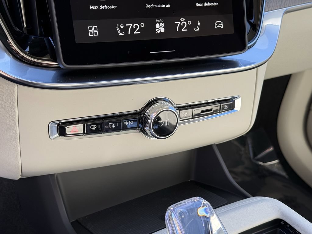 New 2026 Volvo XC90 B6 Ultra w/ Protection Package Premier AWD/4WD image 22