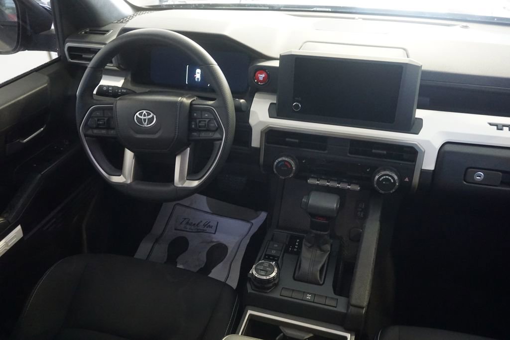 Used 2024 Toyota Tacoma TRD Off-Road AWD/4WD image 23