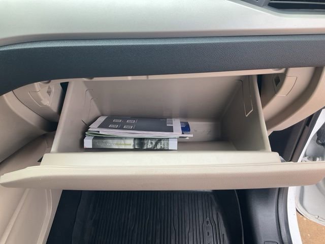 Used 2022 Ford Escape SE image 29