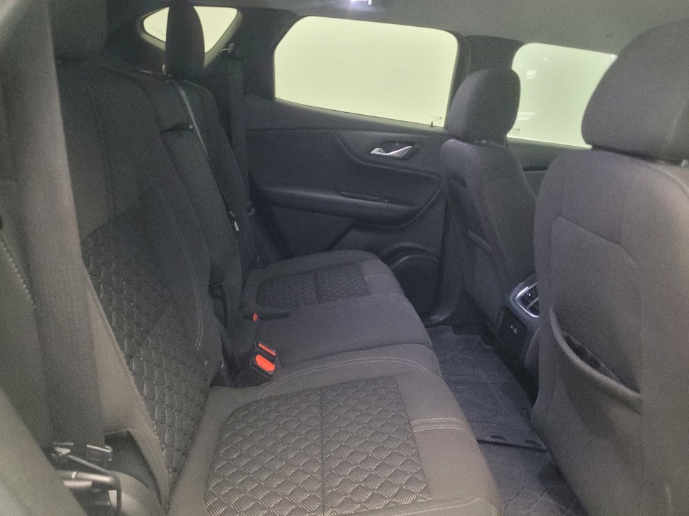 Used 2019 Chevrolet Blazer LT FWD image 19