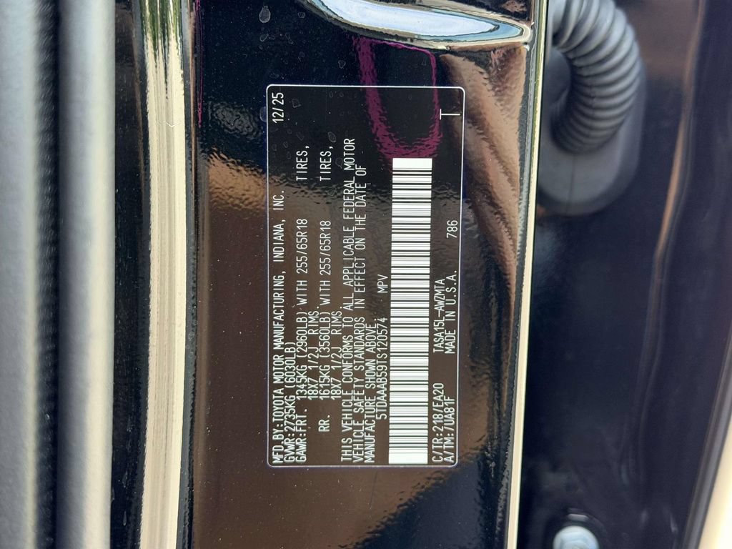 Certified 2026 Toyota Grand Highlander AWD image 28