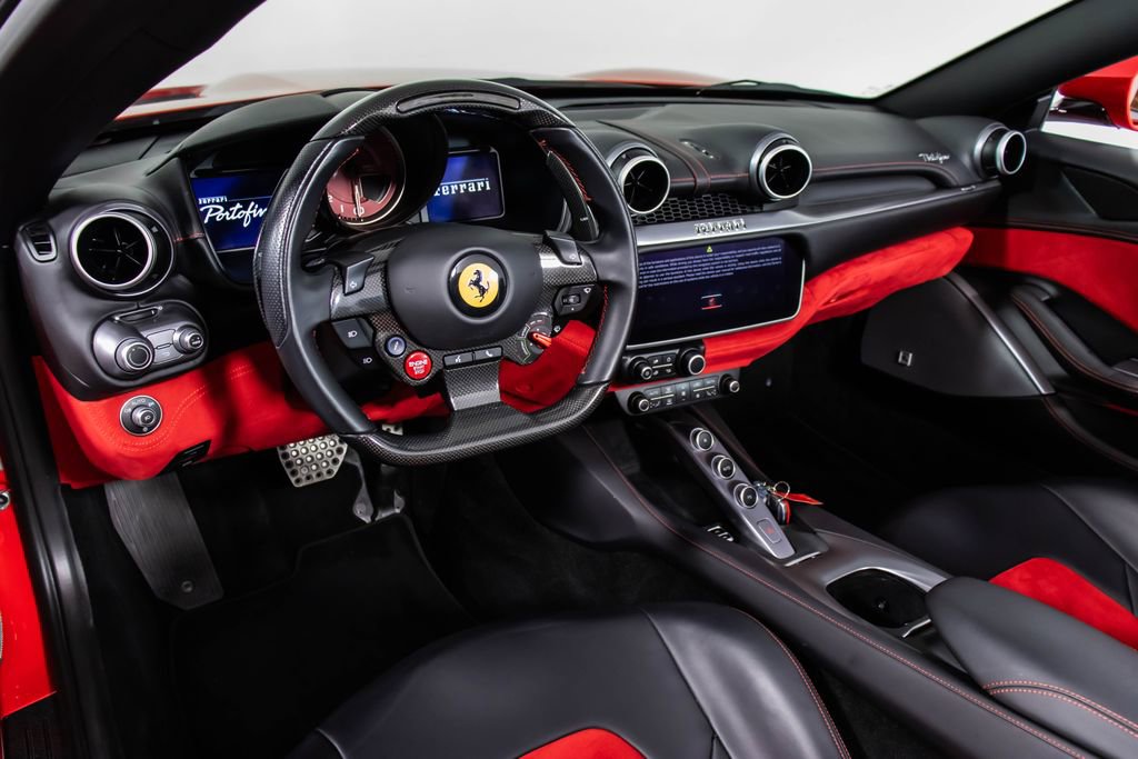 Used 2019 Ferrari Portofino RWD image 37