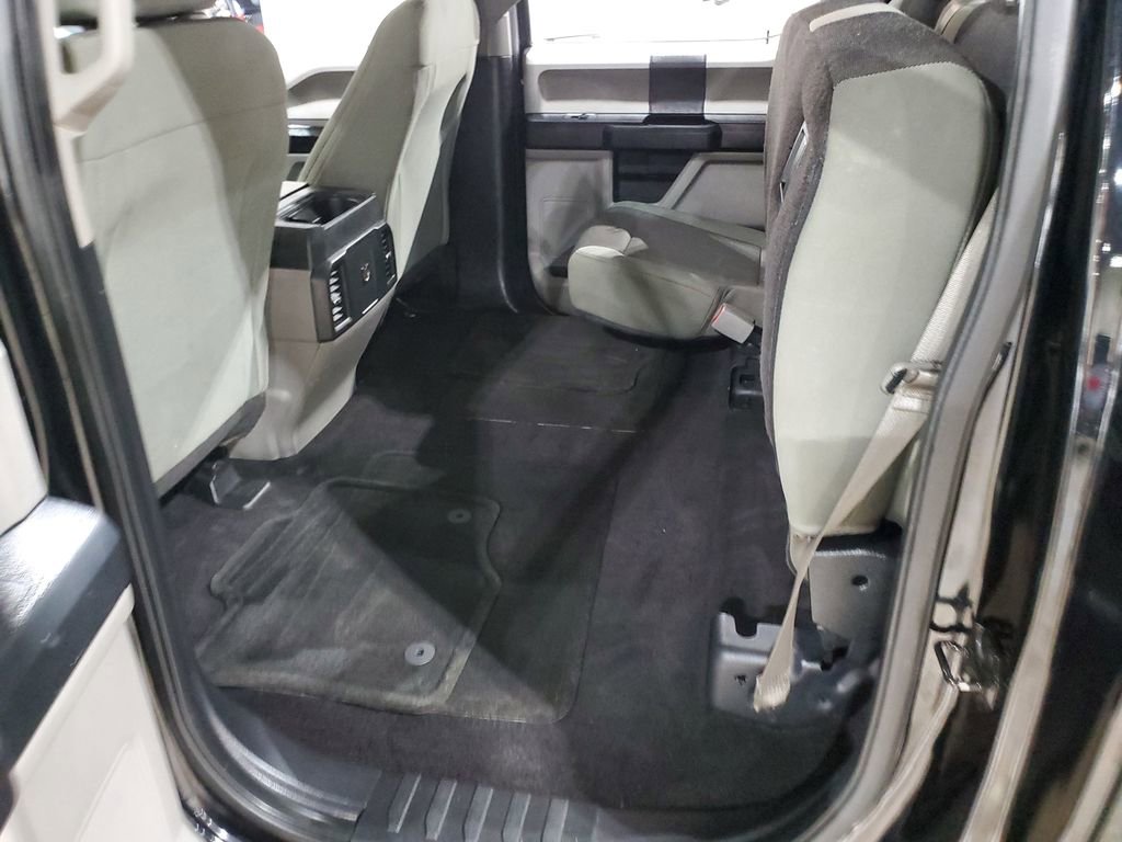 Used 2016 Ford F150 XL w/ Equipment Group 101A Mid AWD/4WD image 23