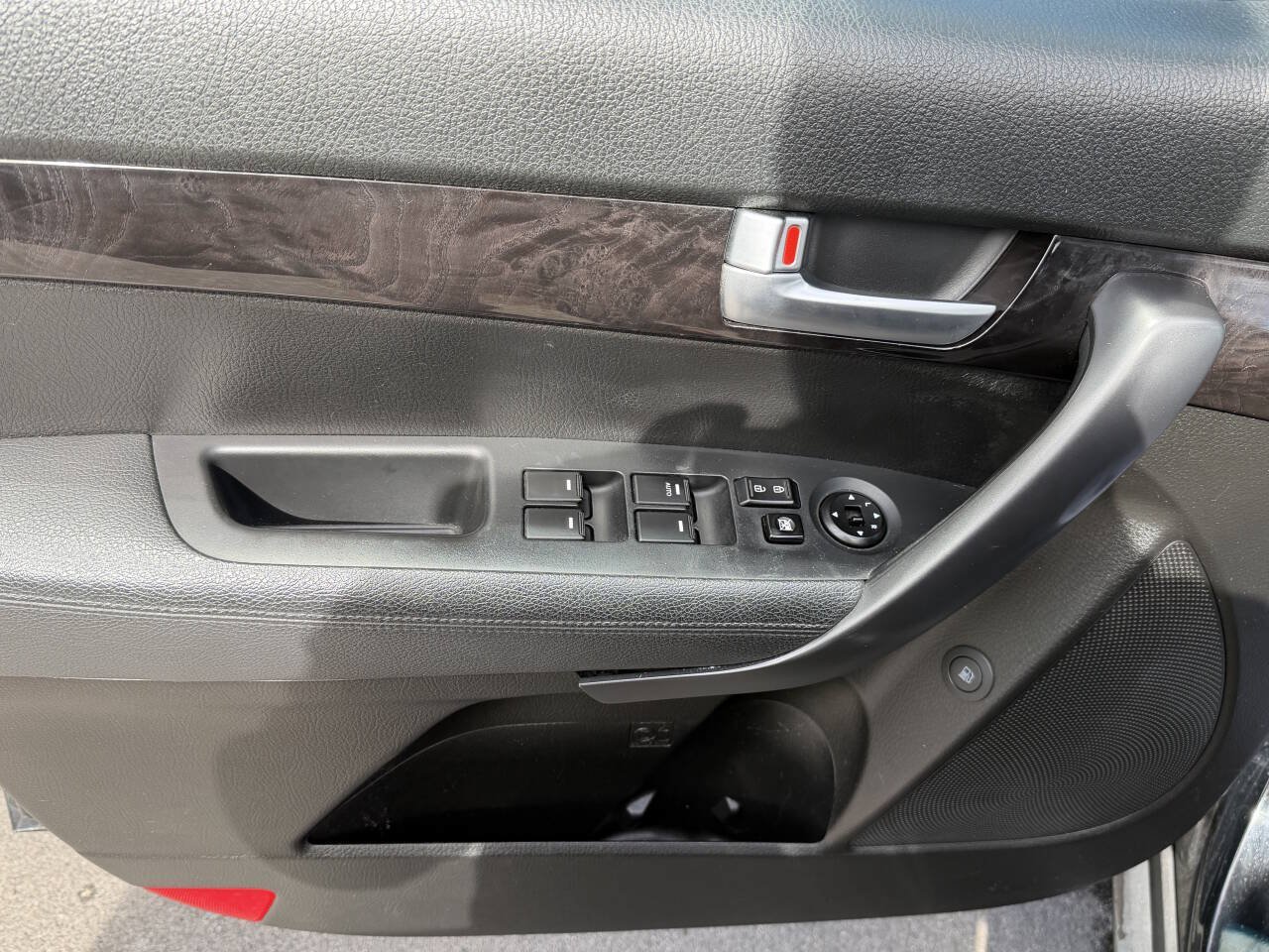 Used 2014 Kia Sorento EX AWD/4WD image 9