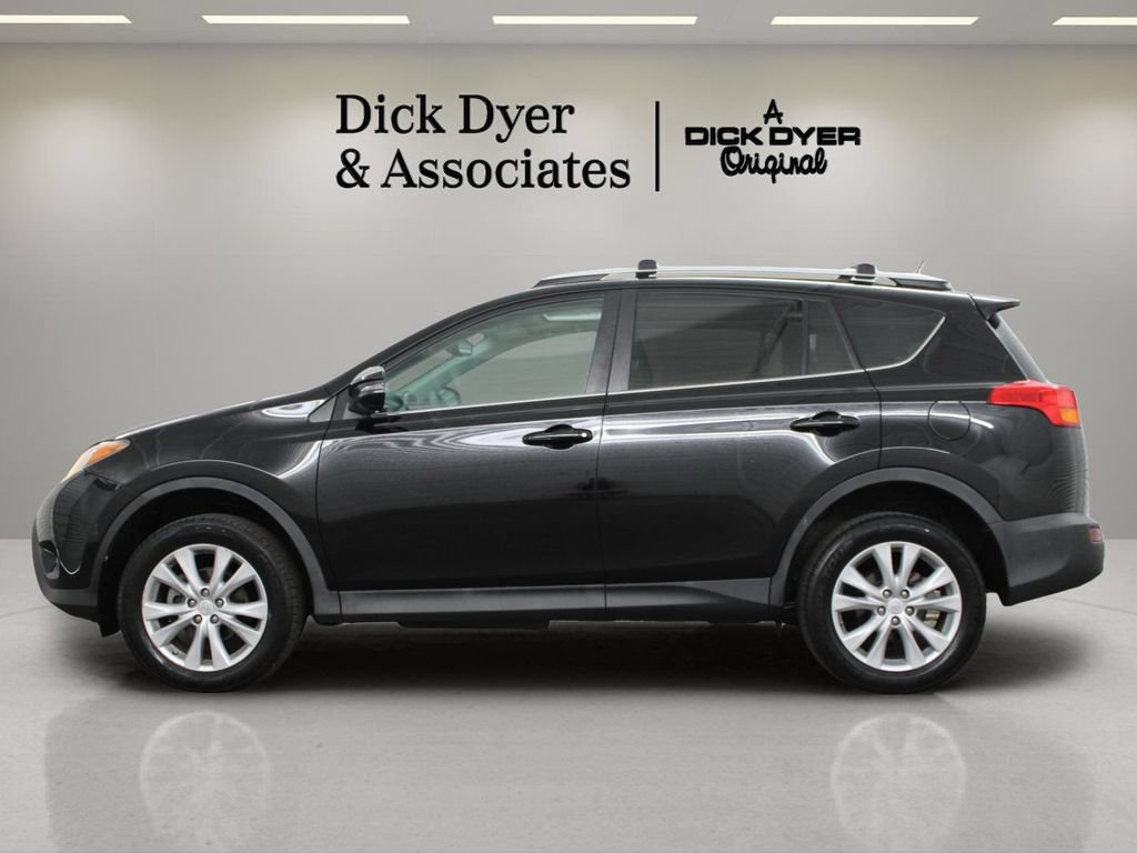 Used 2014 Toyota RAV4 Limited w/ Technology Package AWD/4WD image 15