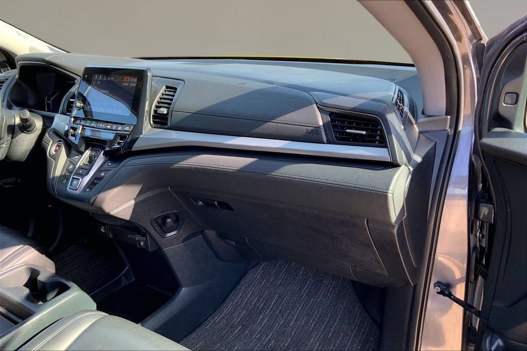 Used 2023 Honda Odyssey EX-L image 17