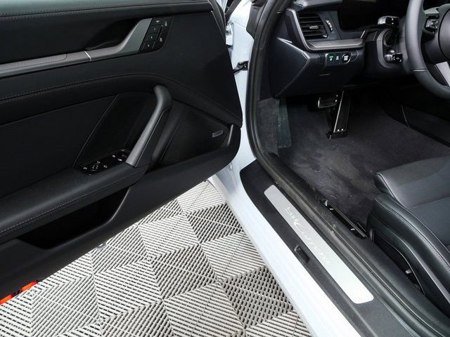 New 2026 Porsche 911 Carrera image 8