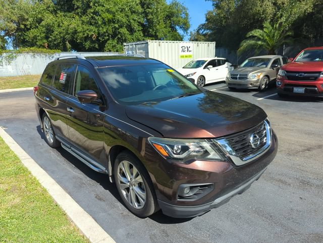 Certified 2019 Nissan Pathfinder SL w/ SL Premium Package