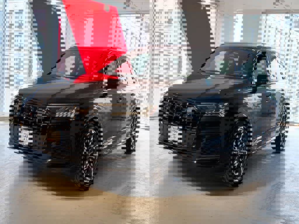 Used 2023 Audi SQ7 Premium Plus w/ Executive Package